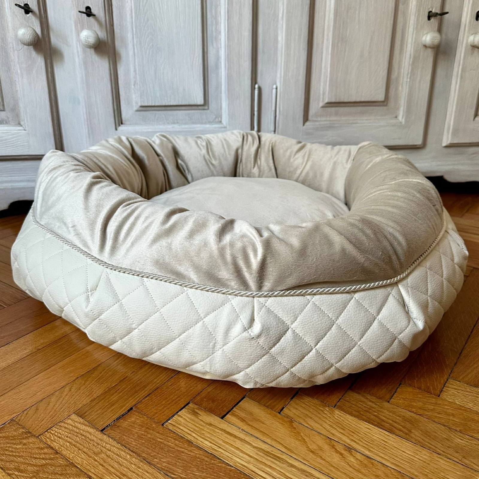 elegantes rundes hundebett