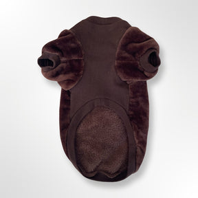 Hundepullover in braun, mit gelben Details mit rot und grün - Bauchansicht